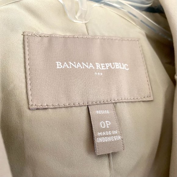 NWT ~ Banana Republic Blazer ~ Size 0P - Picture 9 of 11